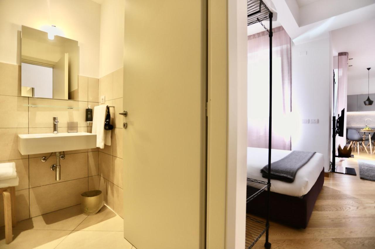 Palazzina B - Contemporary Studio Genoa Exterior photo